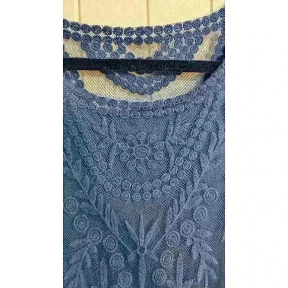 Express Navy Blue Lace Overlay Sleeveless Shift Dress Size XS - Picture 4 of 9